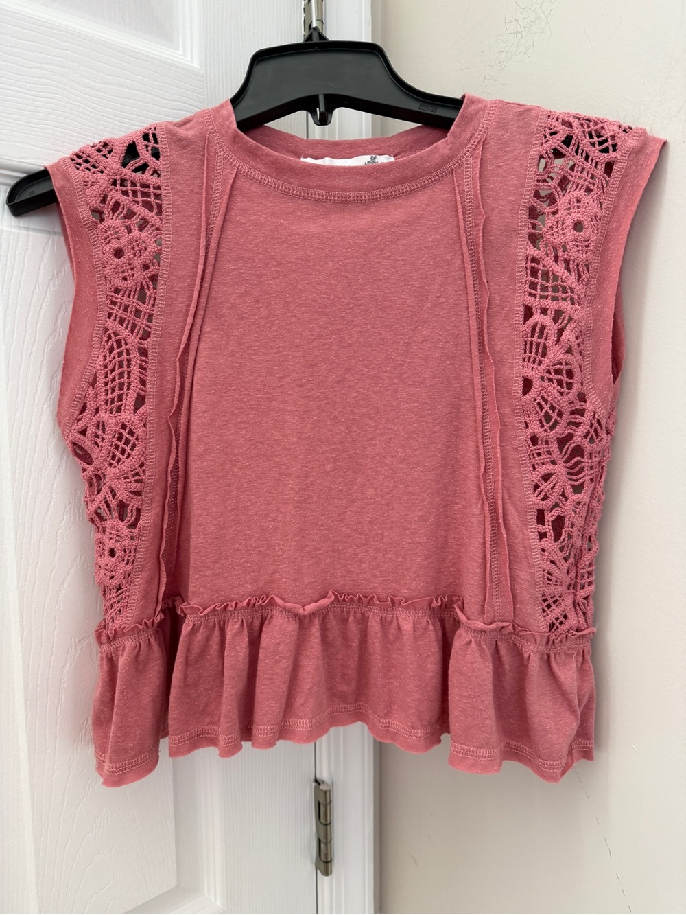 Altar'd State Crochet-Trim Tank Top in Dusty Rose
